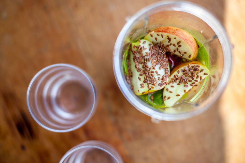 Brilliant Health Booster - Apple, Lime and Linseed Smoothie