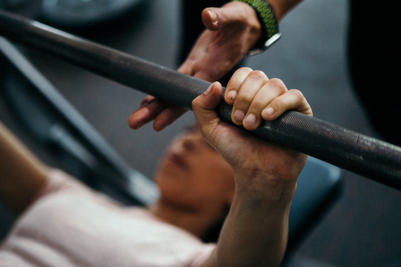 Bench-press-exercise